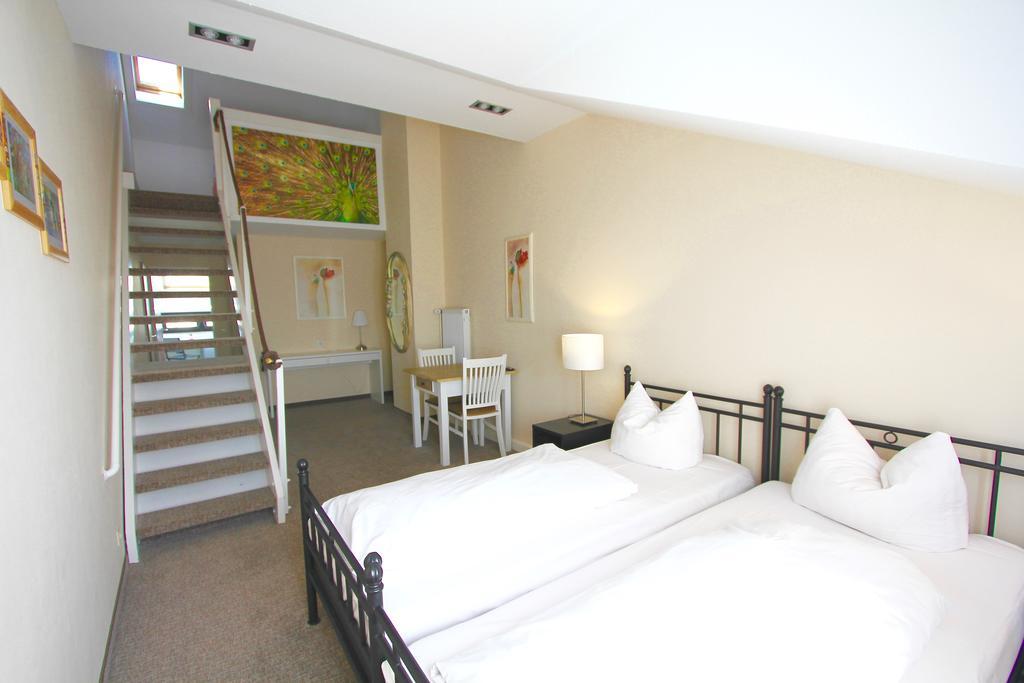 Apartmenthaus Alt Graz Düsseldorf Extérieur photo